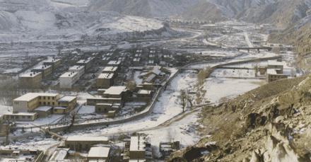 四川有座軍工廠,環山而建風景絕美,現在的舊址荒草叢生